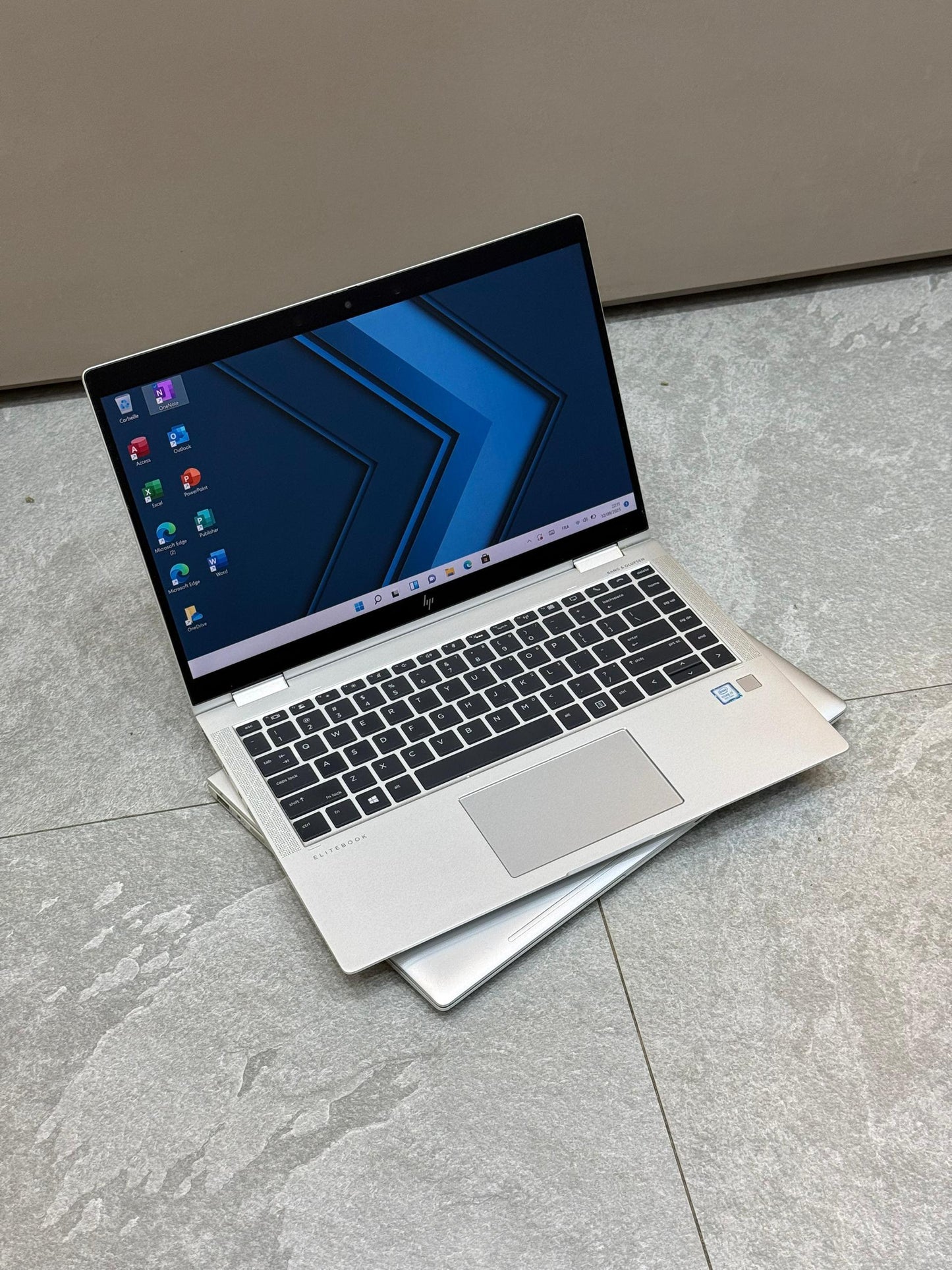 HP EliteBook x360 1040 G6
